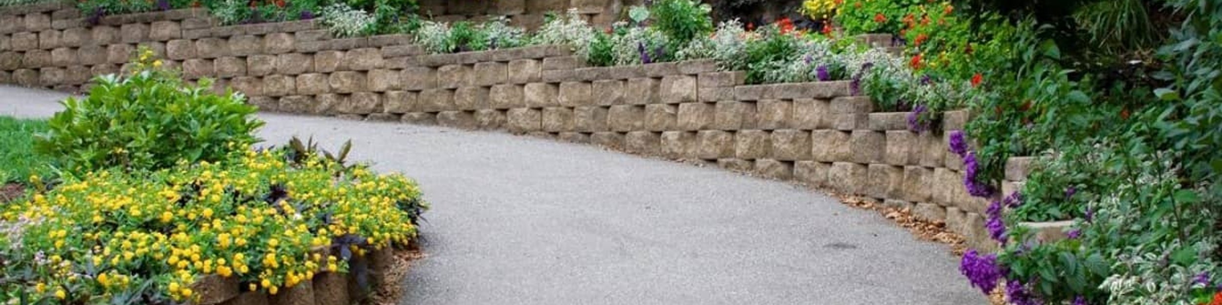 concrete sidewalk installation